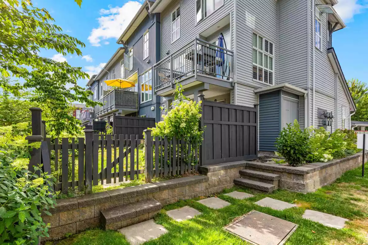 Office / Den Photo of 21 24076 112 Avenue, Maple Ridge, BC