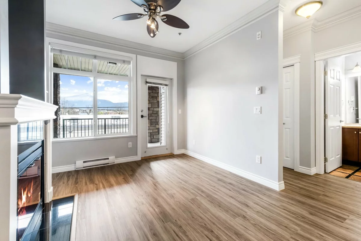 Breakfast Nook Photo of 204 9108 Mary Street, Chilliwack, BC