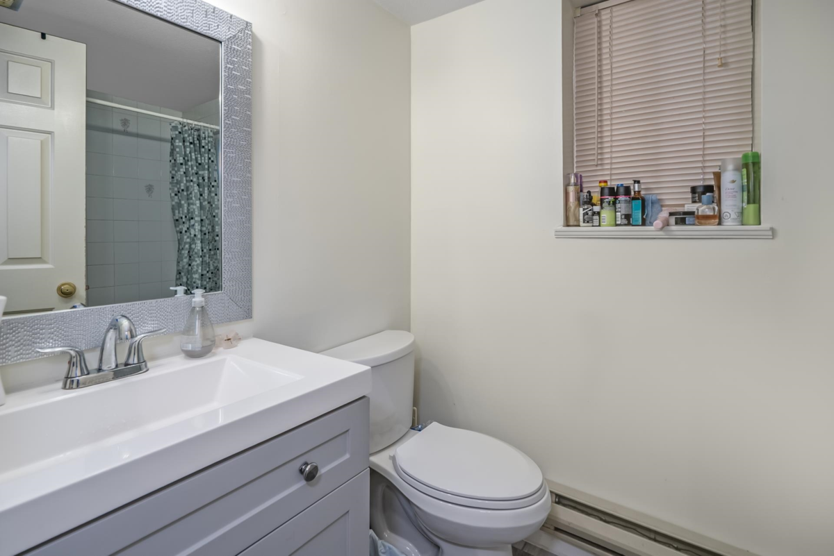 Front Yard Photo of 1981 158a Street, Surrey, BC