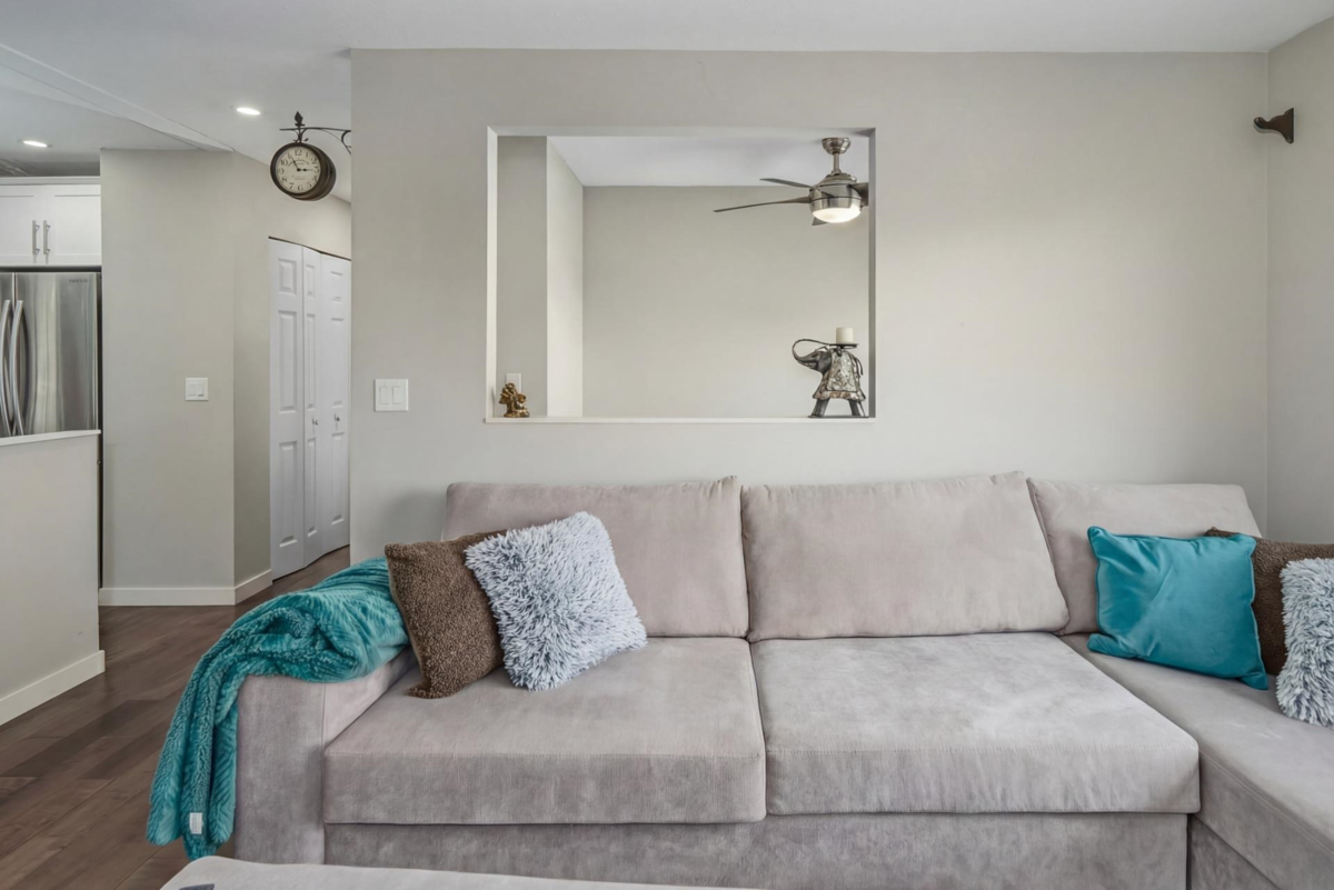 Kitchen Island Photo of 1981 158a Street, Surrey, BC