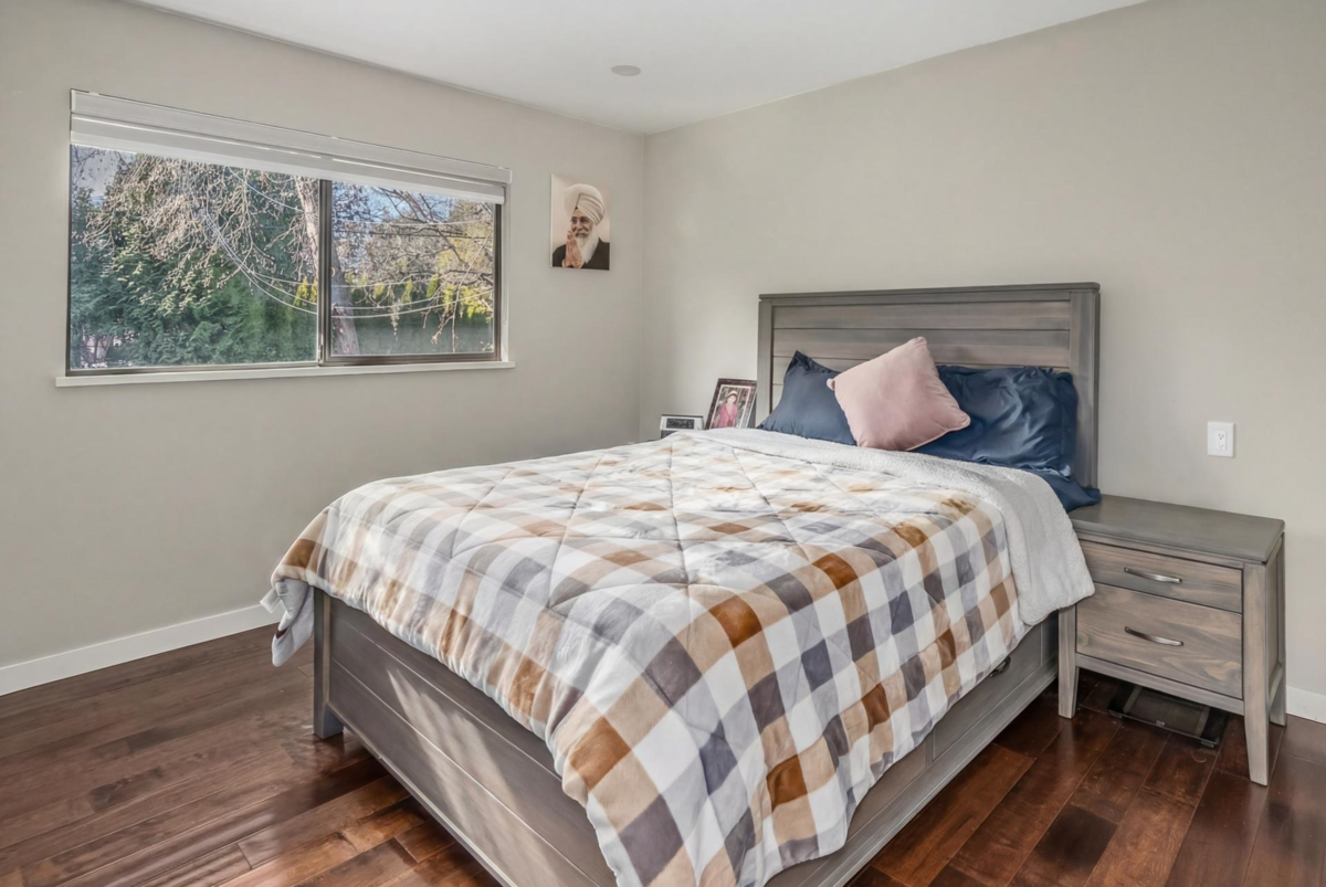 Loft / Bonus Room Photo of 1981 158a Street, Surrey, BC