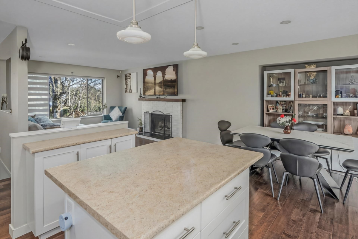 Office / Den Photo of 1981 158a Street, Surrey, BC