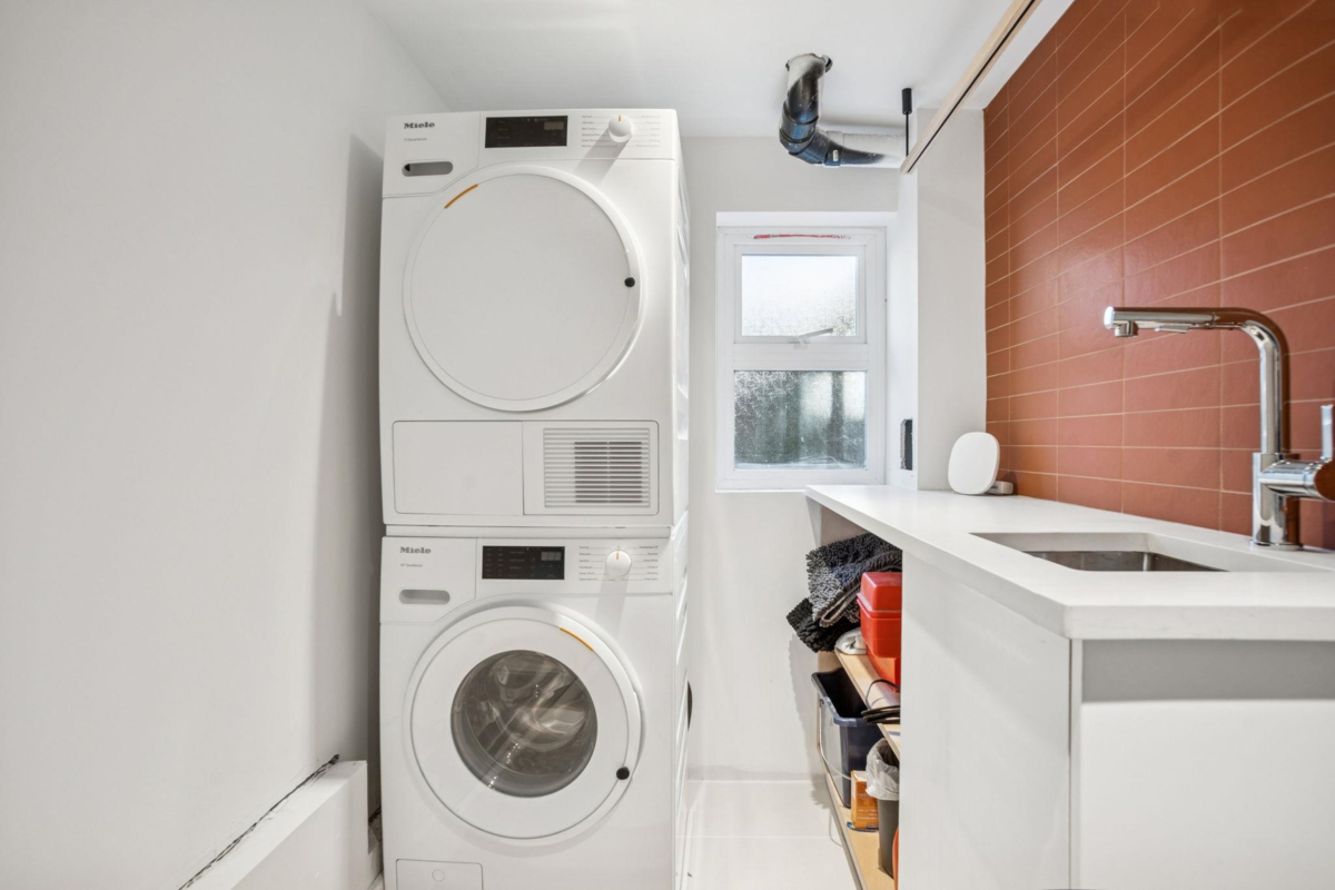 Outdoor Deck Photo of 1851 E 16th Avenue, Vancouver, BC