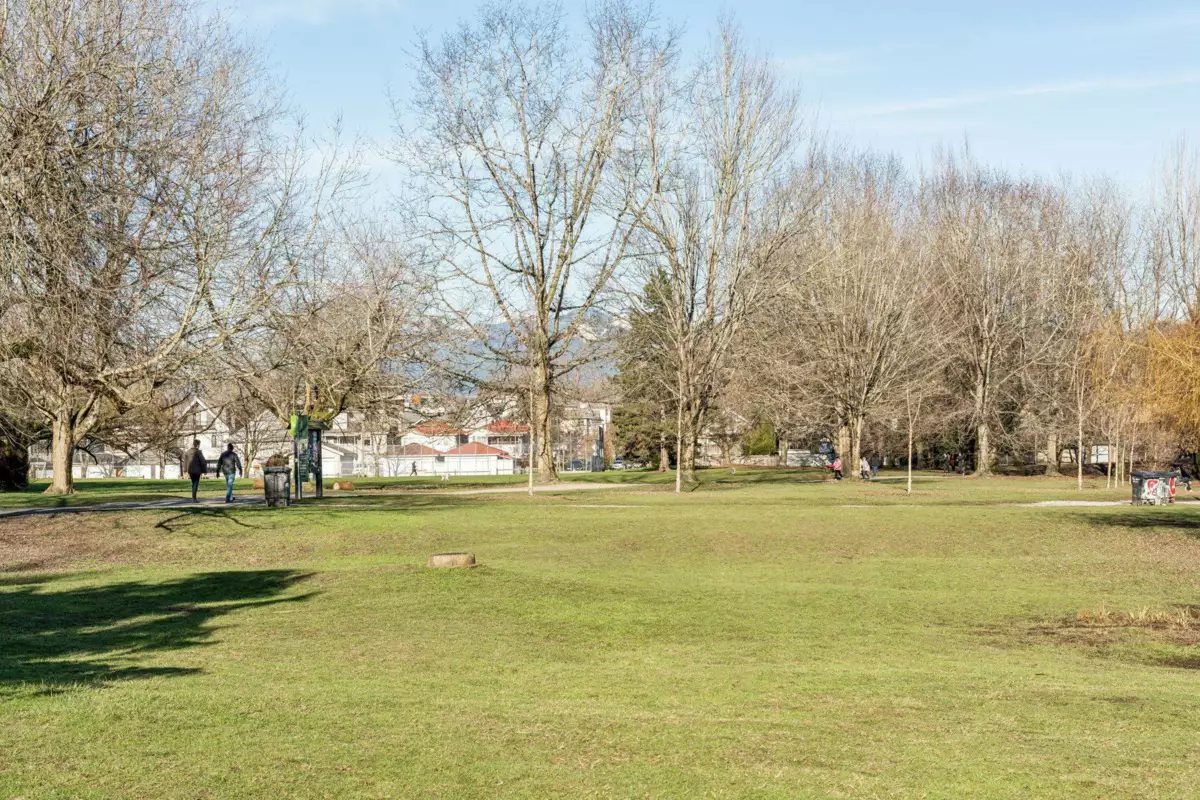 Outdoor Kitchen Photo of 1851 E 16th Avenue, Vancouver, BC