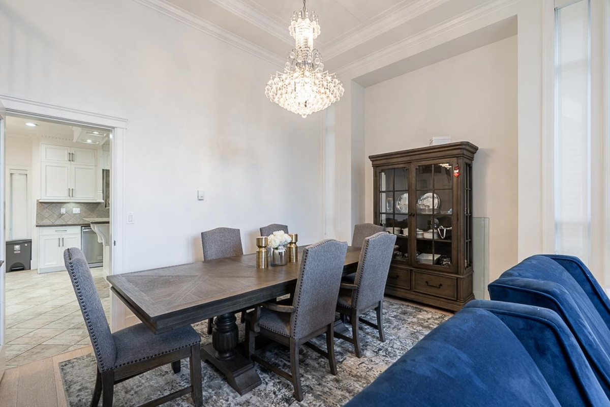 Kitchen Photo of 14488 59a Avenue, Surrey, BC