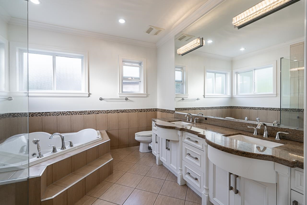 Loft / Bonus Room Photo of 14488 59a Avenue, Surrey, BC