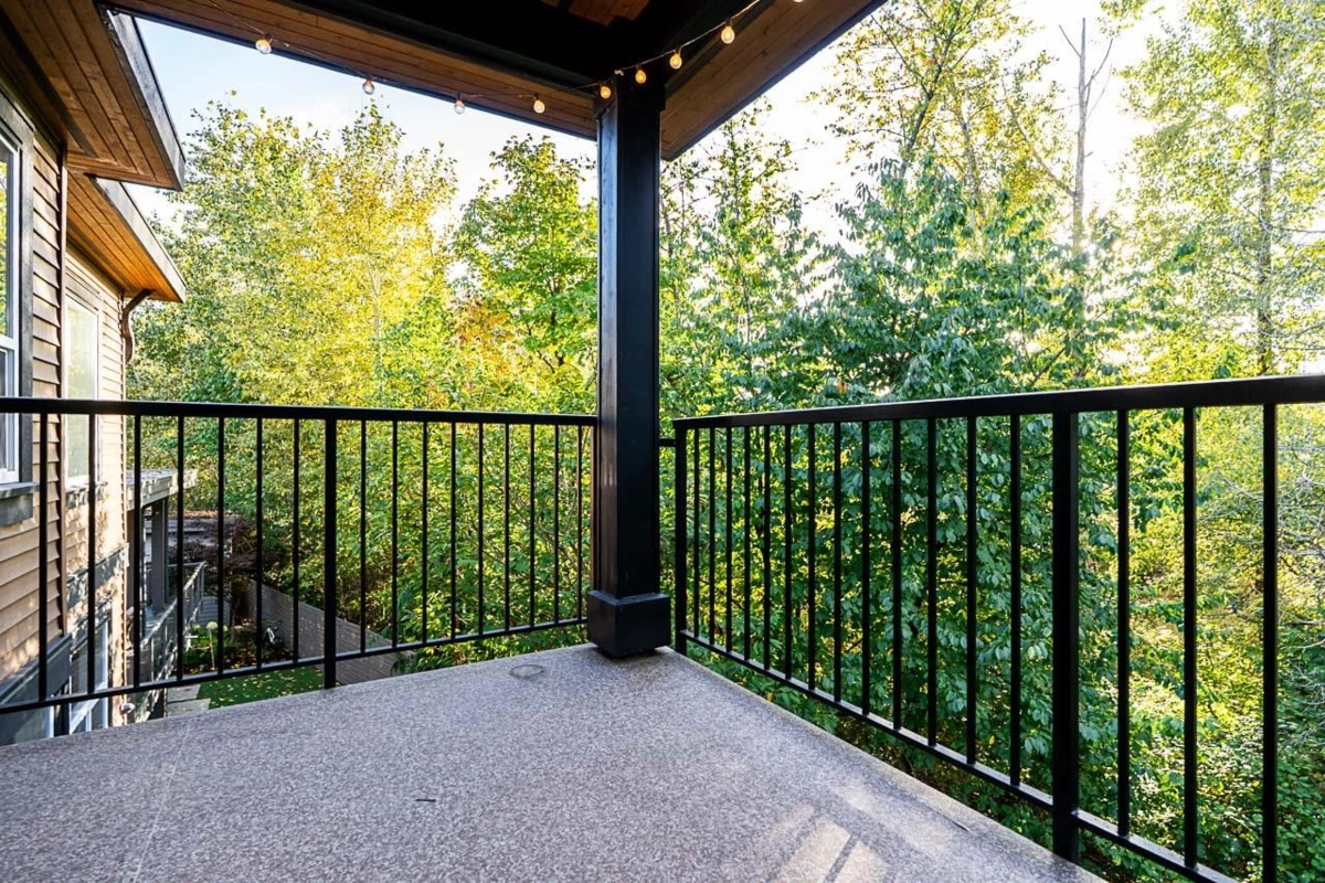 Mudroom Photo of 14488 59a Avenue, Surrey, BC
