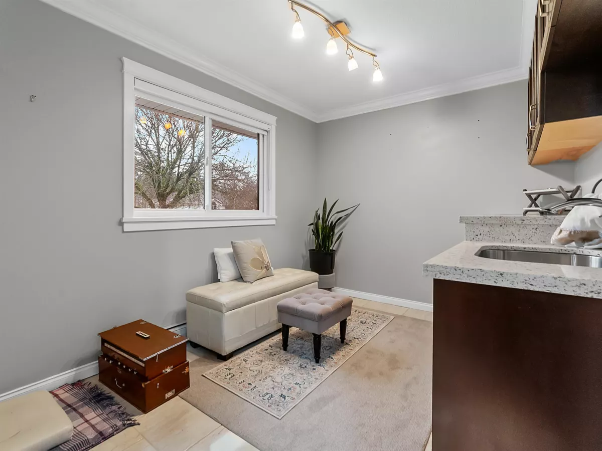 Hallway Photo of 12216 64a Avenue, Surrey, BC