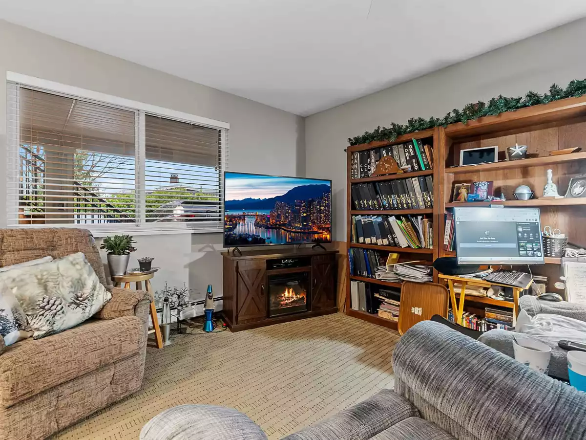 Hot Tub / Spa Photo of 12216 64a Avenue, Surrey, BC