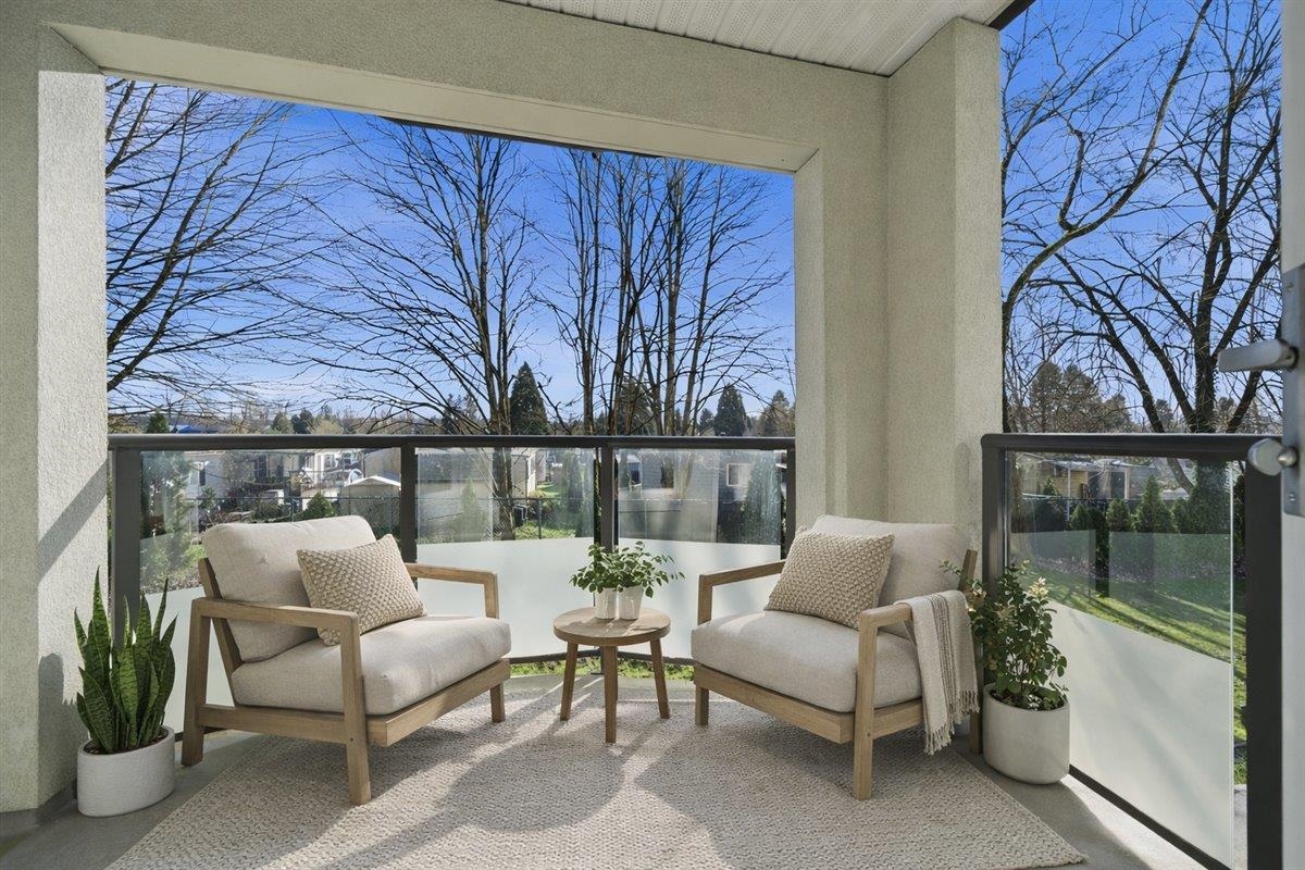 Hallway Photo of 103 99 Begin Street, Coquitlam, BC