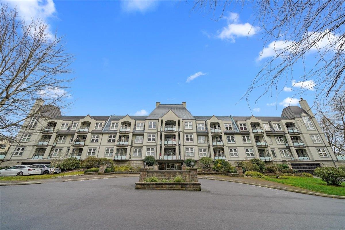 Outdoor Patio Photo of 103 99 Begin Street, Coquitlam, BC