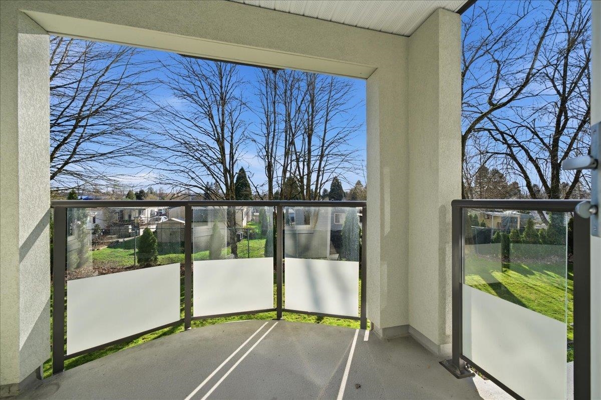Staircase Photo of 103 99 Begin Street, Coquitlam, BC