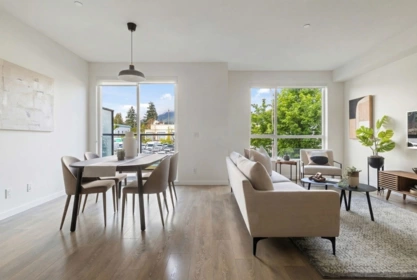 2 533 E 3rd Street, North Vancouver, BC