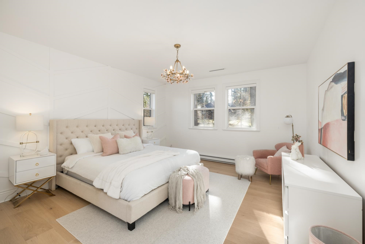 Hallway Photo of 16283 29 Avenue, Surrey, BC