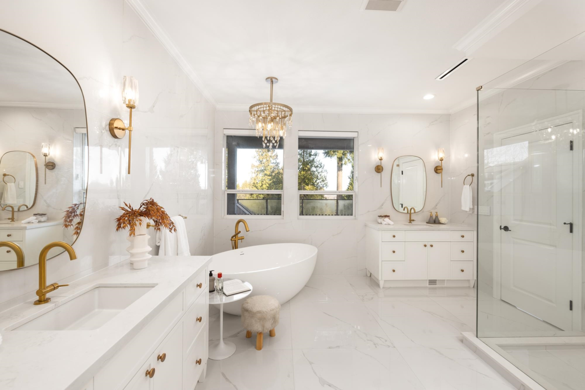 Mudroom Photo of 16283 29 Avenue, Surrey, BC