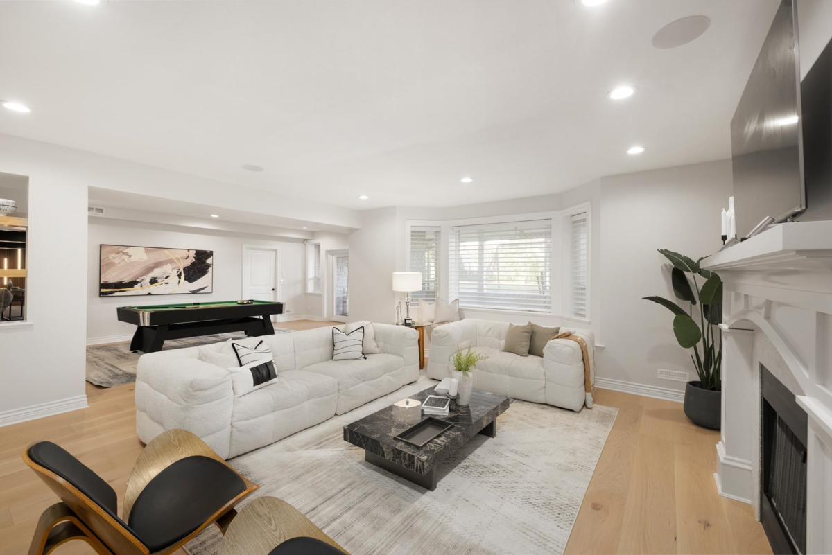 Outdoor Deck Photo of 16283 29 Avenue, Surrey, BC