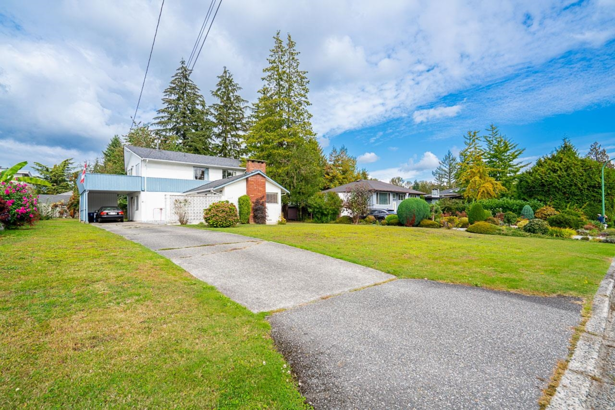 Family Room Photo of 7475 Colleen Street, Burnaby, BC