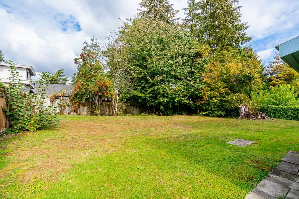 Hot Tub / Spa Photo of 7475 Colleen Street, Burnaby, BC