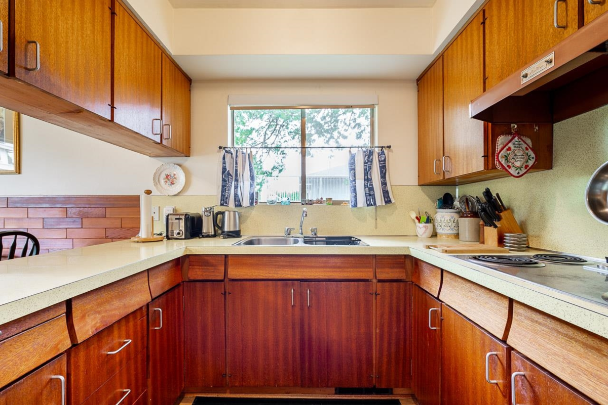 Office / Den Photo of 7475 Colleen Street, Burnaby, BC