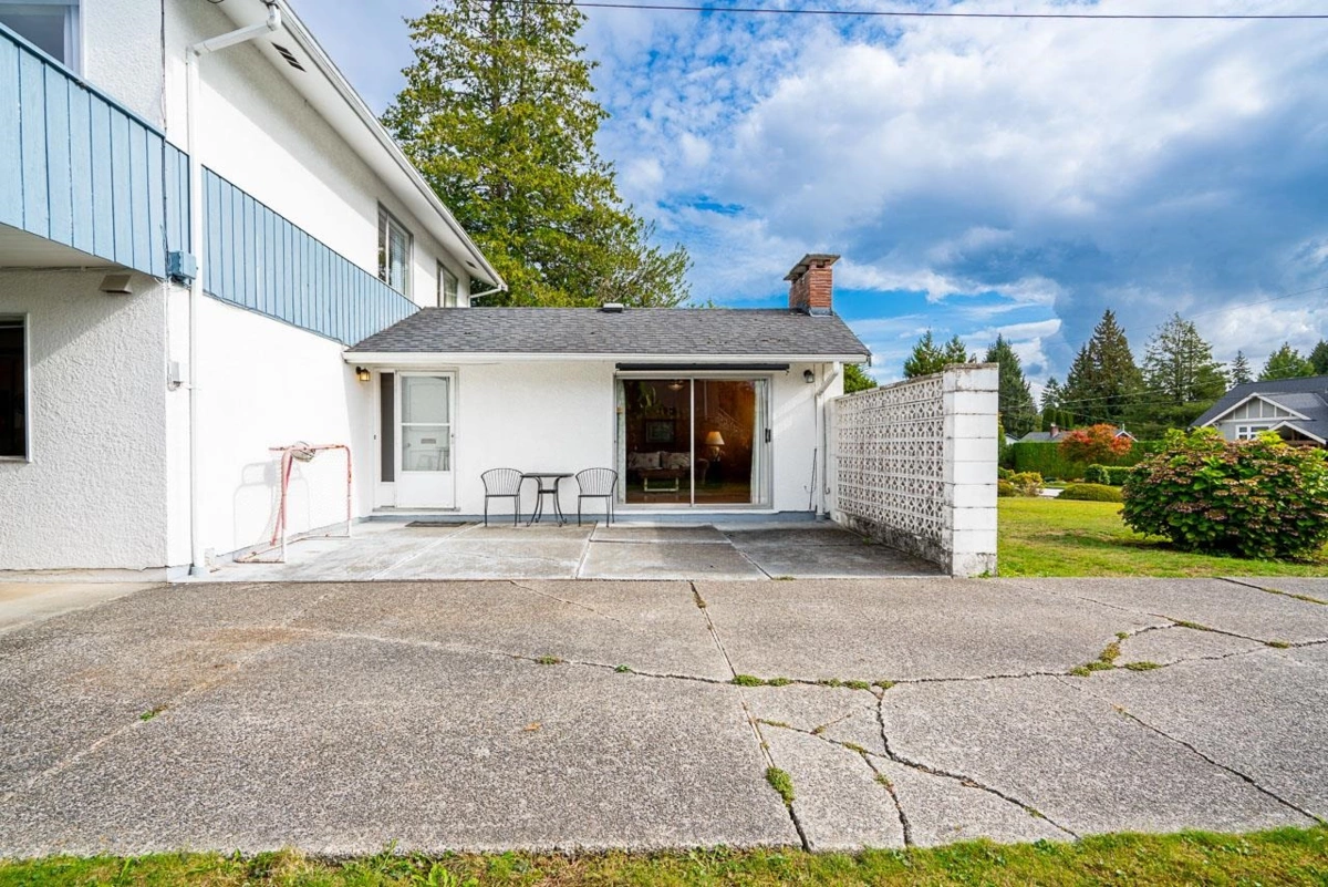 Primary Bathroom Photo of 7475 Colleen Street, Burnaby, BC