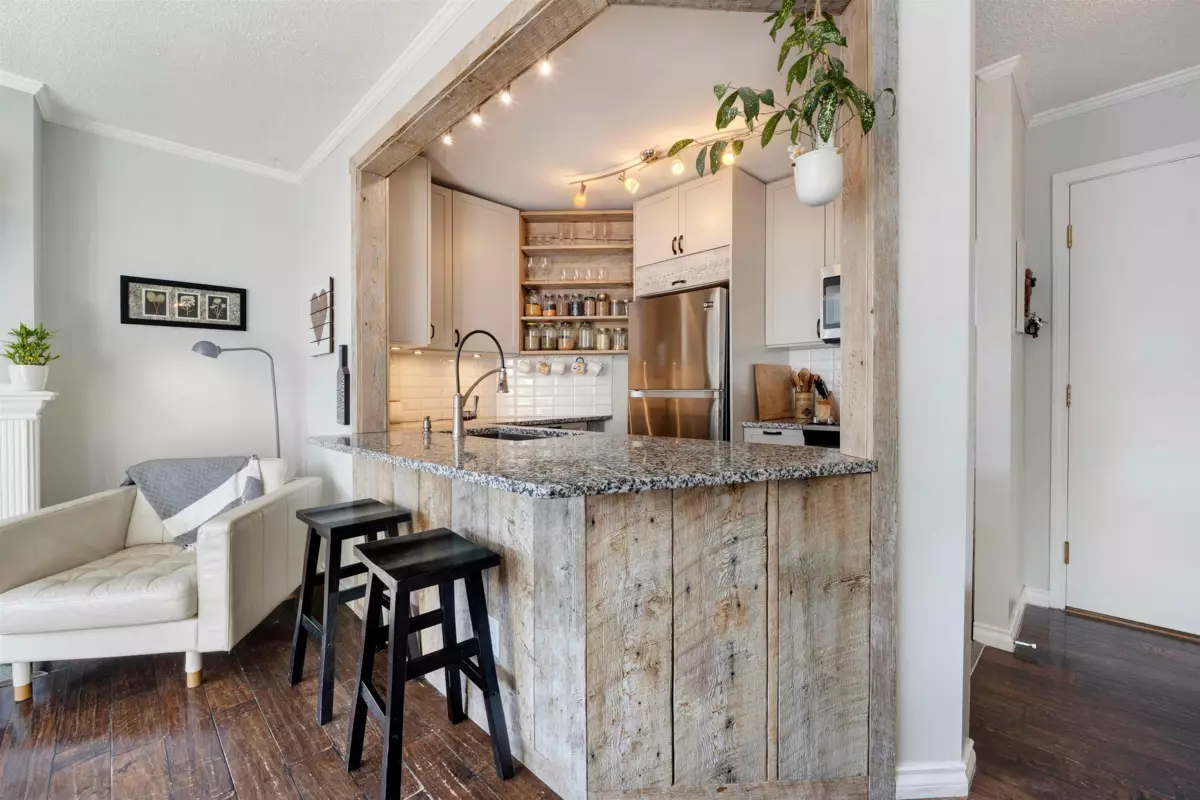 Kitchen Photo of 309 3721 Delbrook Avenue, North Vancouver, BC