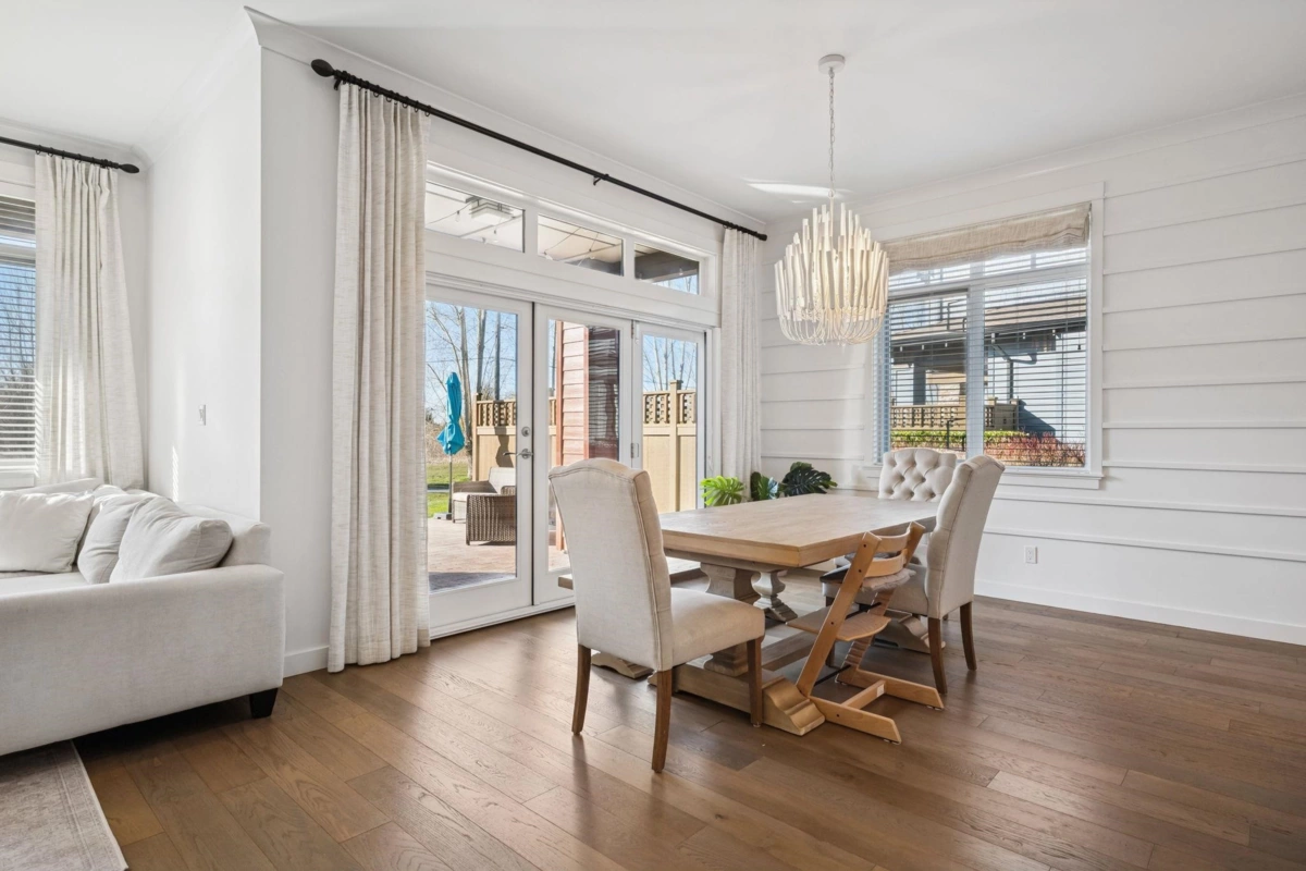 Breakfast Nook Photo of 4932 Cedar Springs Drive, Delta, BC