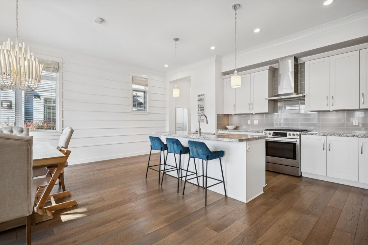 Walk-In Closet Photo of 4932 Cedar Springs Drive, Delta, BC
