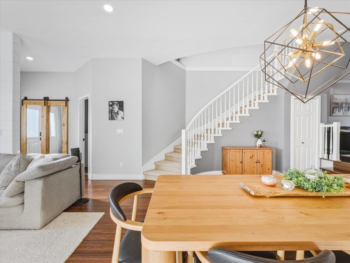 Family Room Photo of 318 E Keith Road, North Vancouver, BC