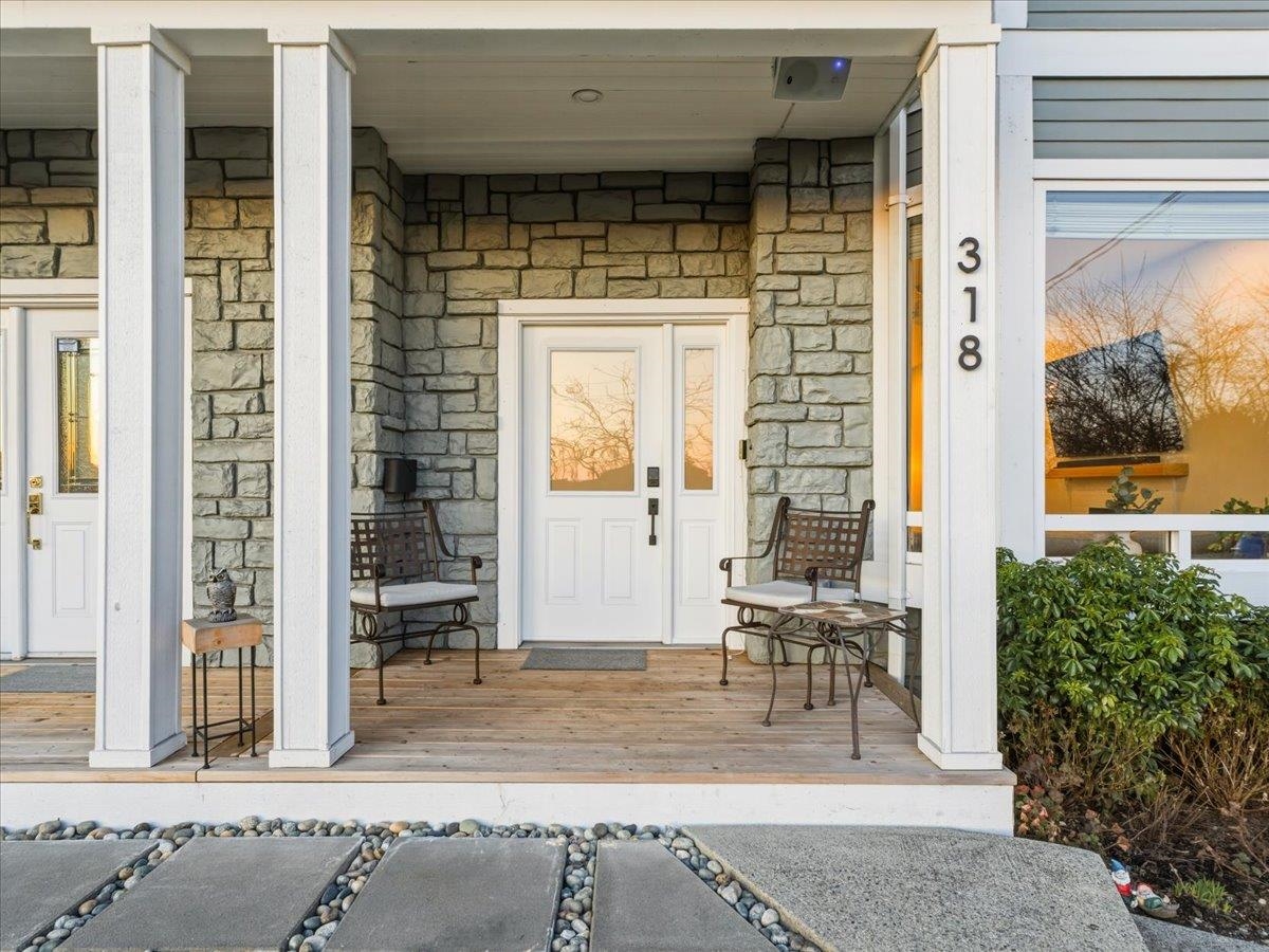 Living Room Photo of 318 E Keith Road, North Vancouver, BC