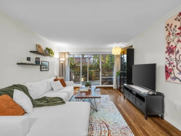 103 1412 W 14th Avenue, Vancouver, BC