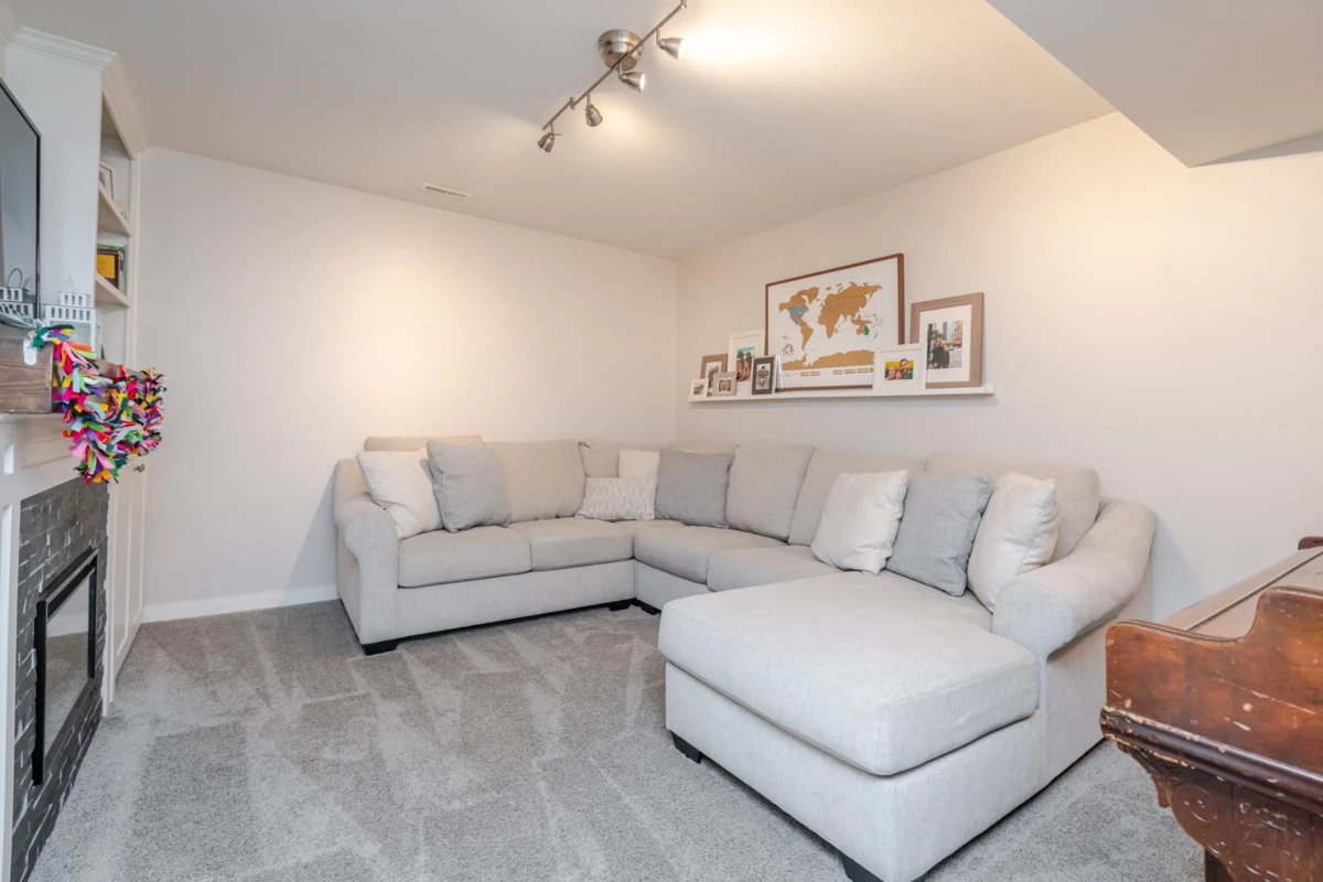 Hallway Photo of 20 34250 Hazelwood Avenue, Abbotsford, BC