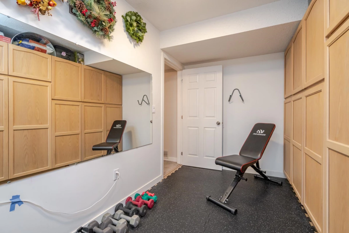 Hot Tub / Spa Photo of 20 34250 Hazelwood Avenue, Abbotsford, BC