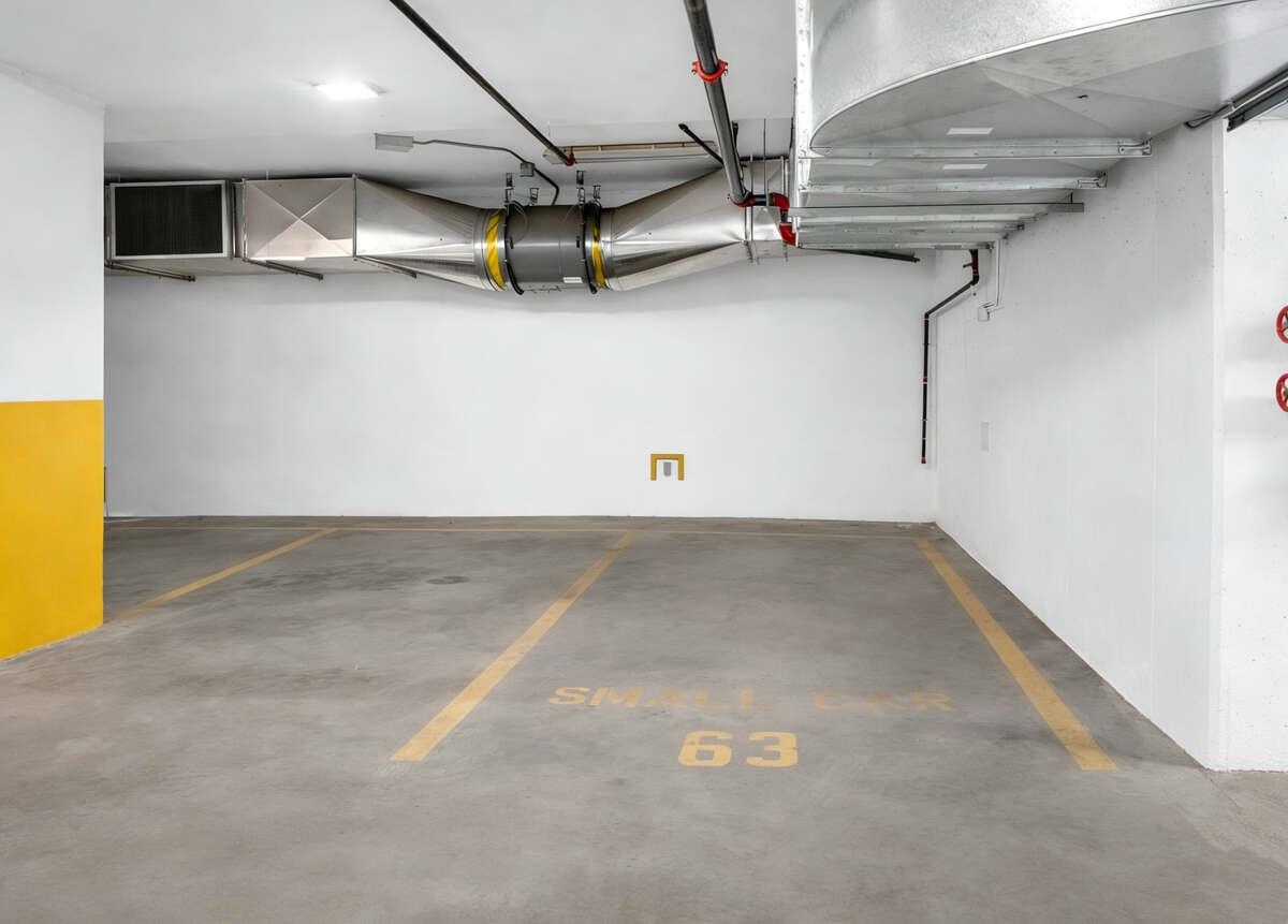 Mudroom Photo of 6395 Cambie Street, Vancouver, BC