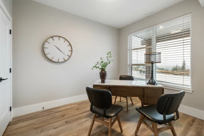 Garden / Landscaping Photo of 47256 Valerie Place, Chilliwack, BC