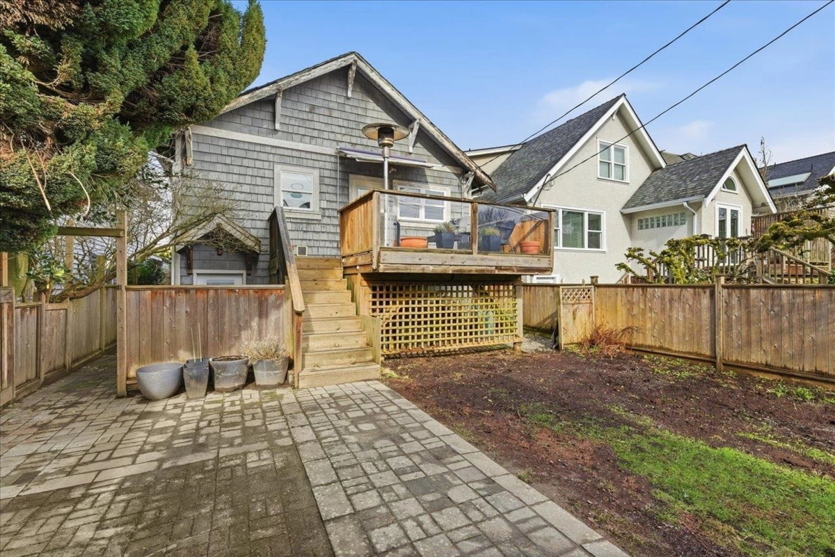 Front Yard Photo of 3440 W 26th Avenue, Vancouver, BC