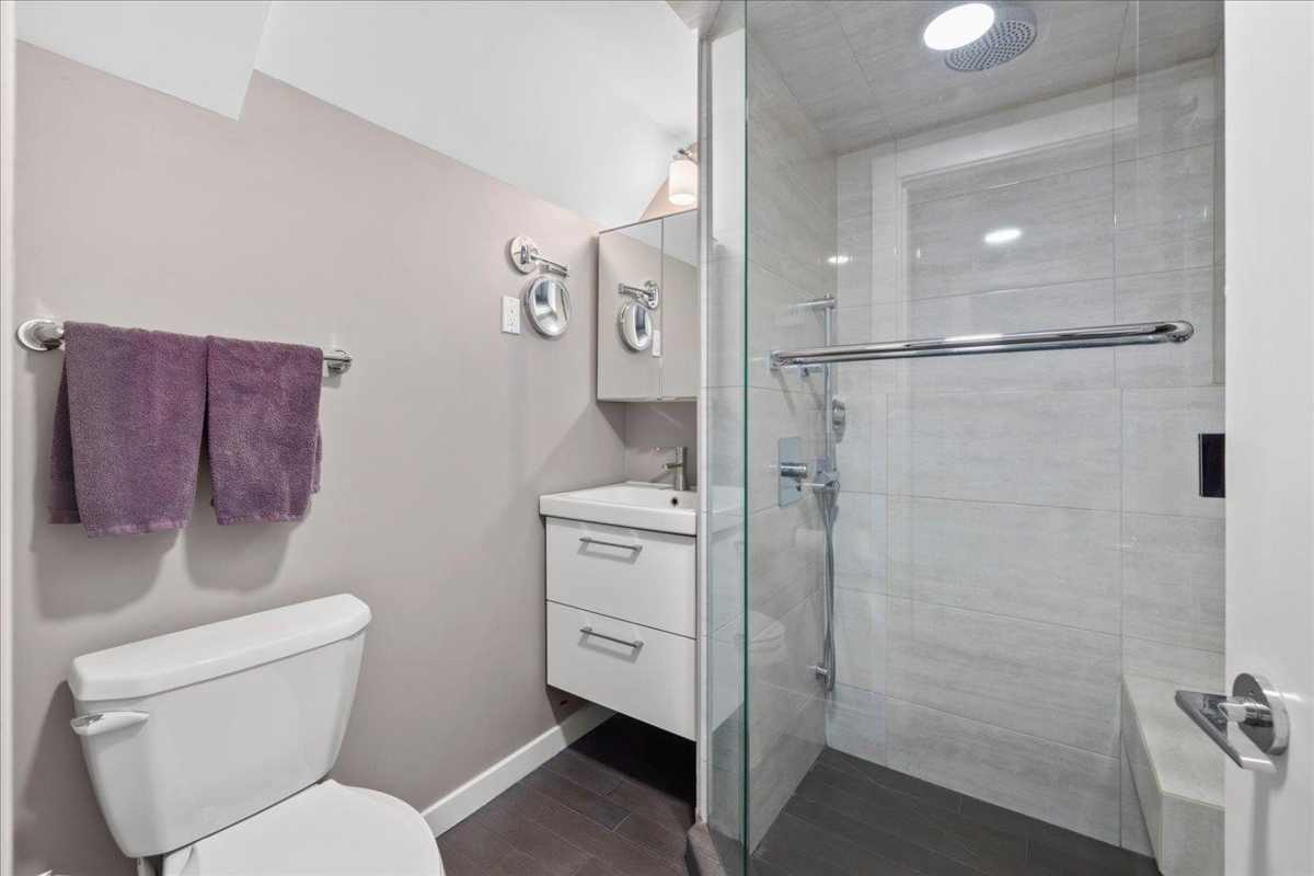 Laundry Room Photo of 3440 W 26th Avenue, Vancouver, BC