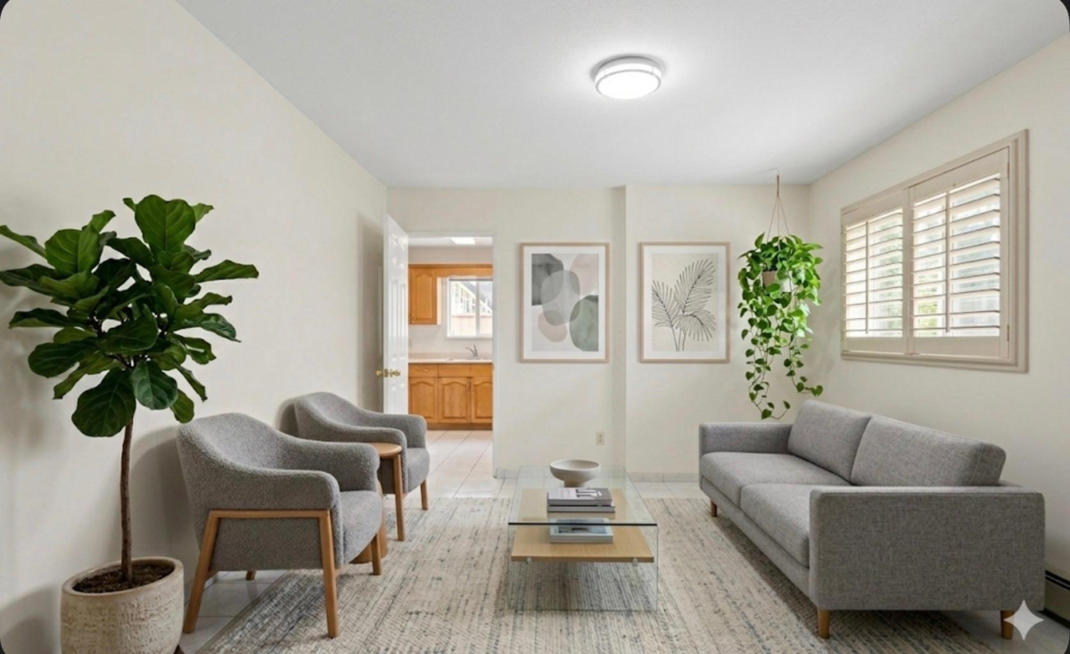 Entry Foyer Photo of 5356 Union Street, Burnaby, BC