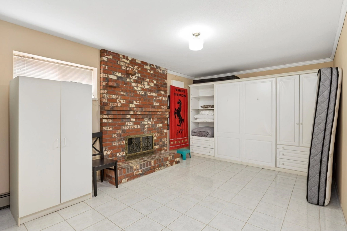 Mudroom Photo of 5356 Union Street, Burnaby, BC