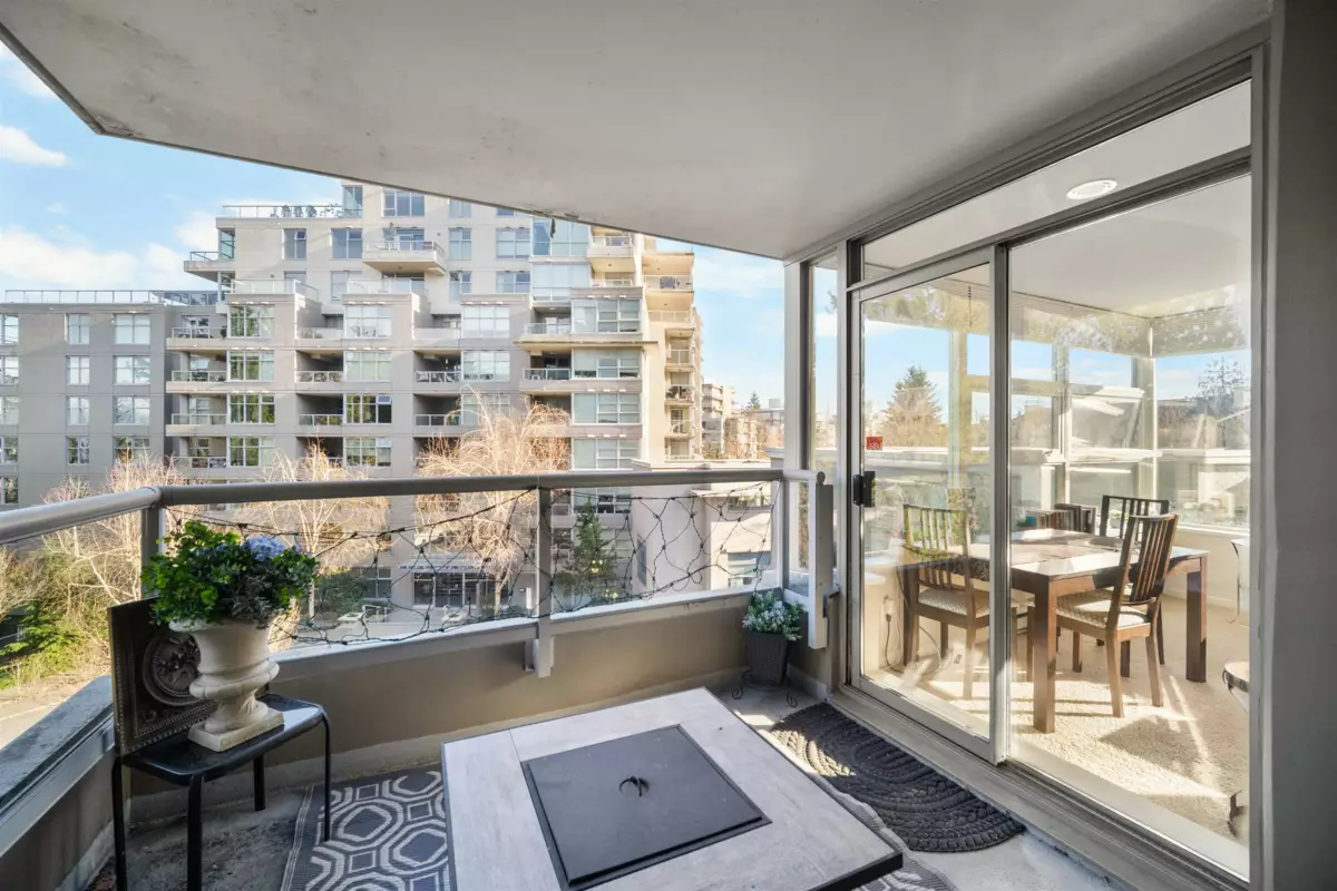 Office / Den Photo of 409 9232 University Crescent, Burnaby, BC