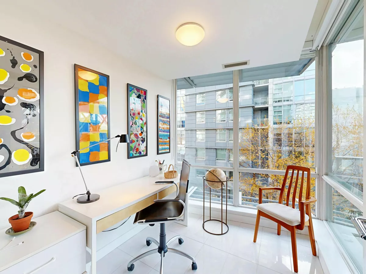 Dining Area Photo of 503 638 Beach Crescent, Vancouver, BC