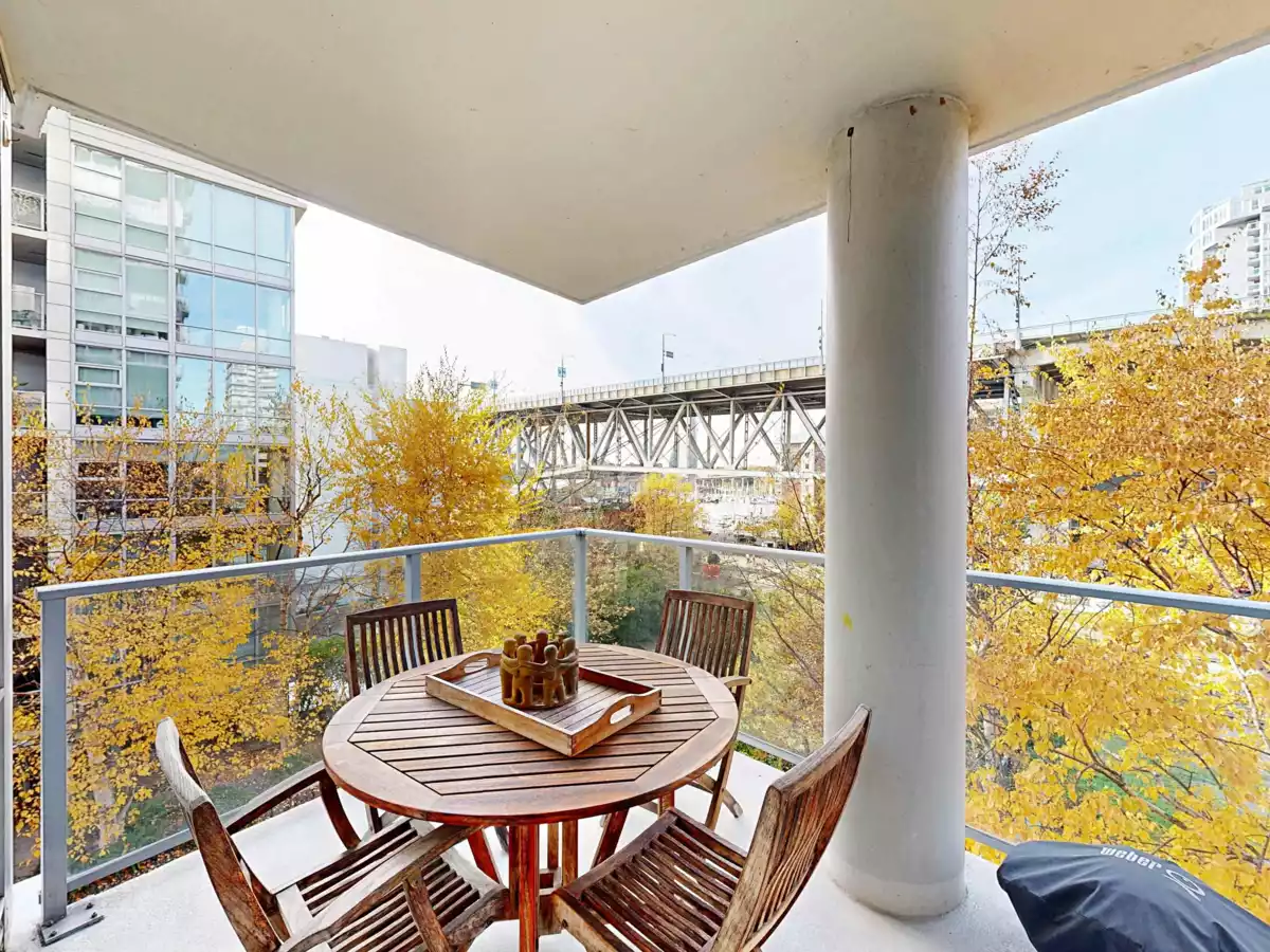 Powder Room Photo of 503 638 Beach Crescent, Vancouver, BC