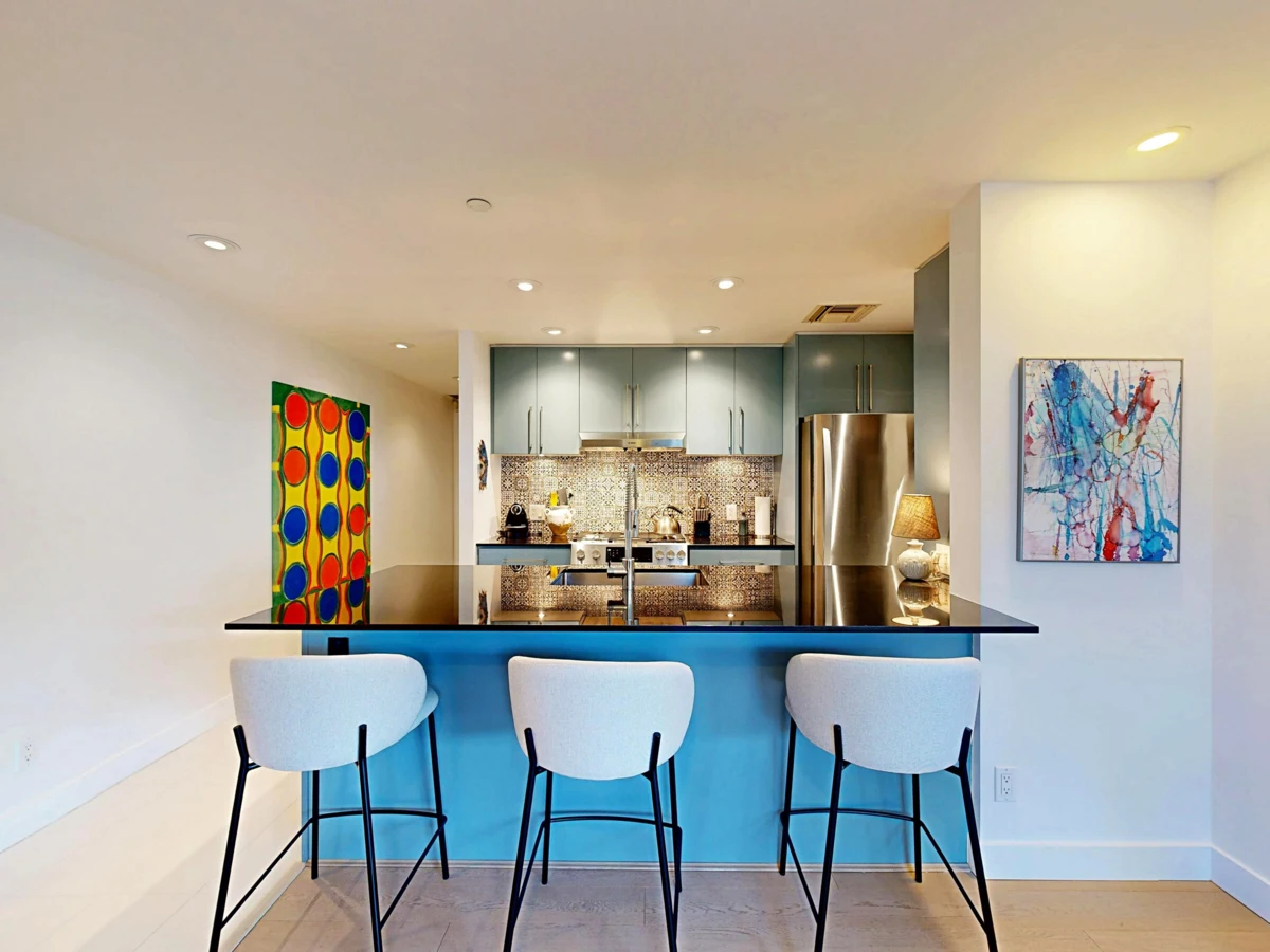 Primary Bathroom Photo of 503 638 Beach Crescent, Vancouver, BC