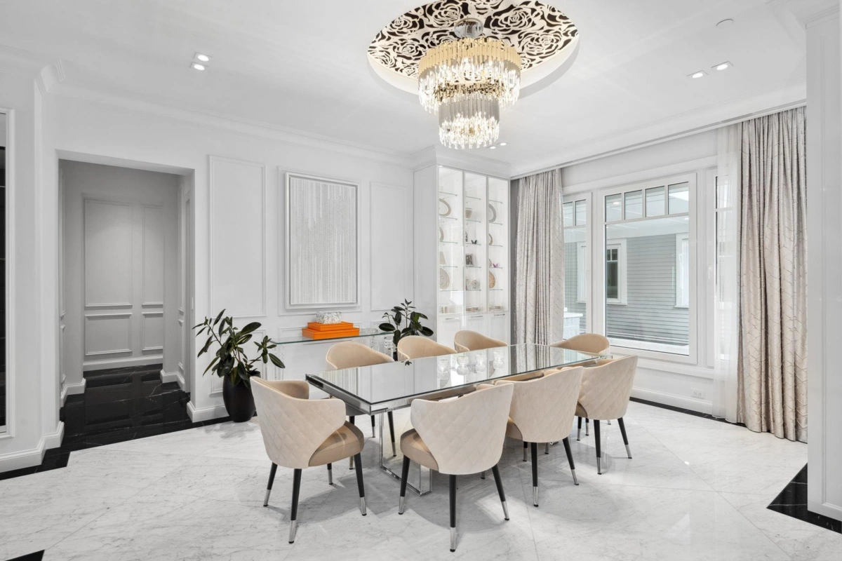 Family Room Photo of 2531 Nelson Avenue, West Vancouver, BC