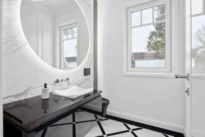 Guest Bathroom Photo of 2531 Nelson Avenue, West Vancouver, BC