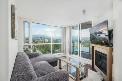 2305 4888 Brentwood Drive, Burnaby, BC, Burnaby — Apartment/Condo for sale