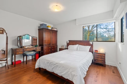 Primary Bedroom Photo of 5312 Marine Drive, West Vancouver, BC
