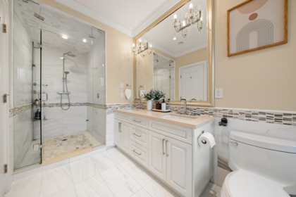 Hallway Photo of 3676 W 28th Avenue, Vancouver, BC