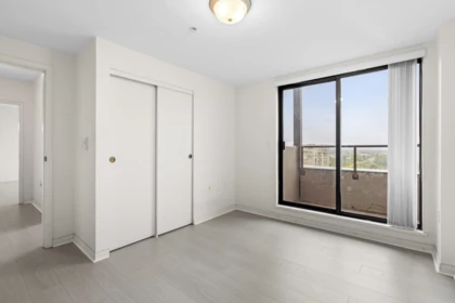 Basement Recreation Room Photo of 1605 6611 Cooney Road, Richmond, BC