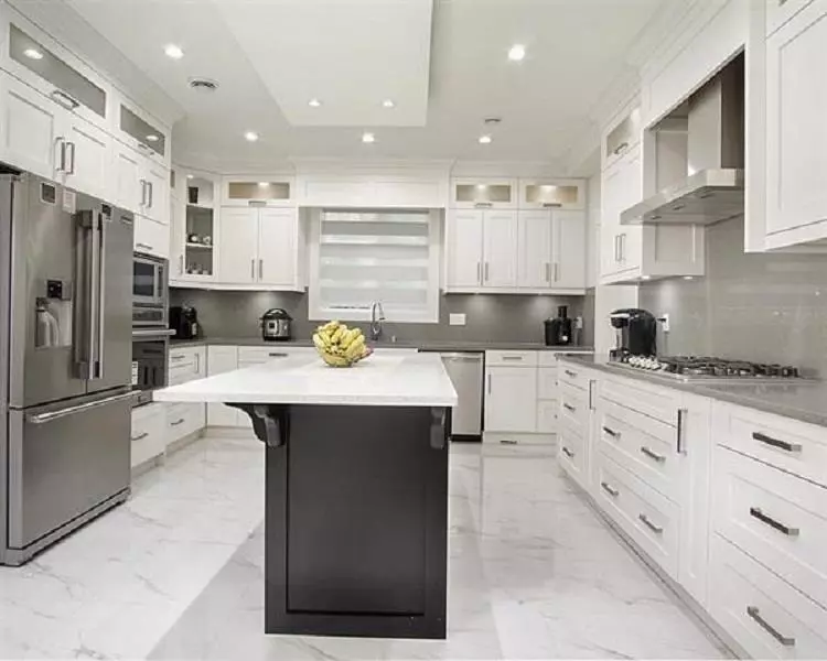 Family Room Photo of 13849 60a Avenue, Surrey, BC
