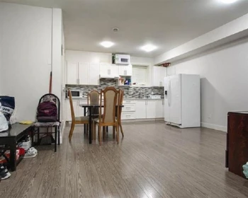 Kitchen Photo of 13849 60a Avenue, Surrey, BC
